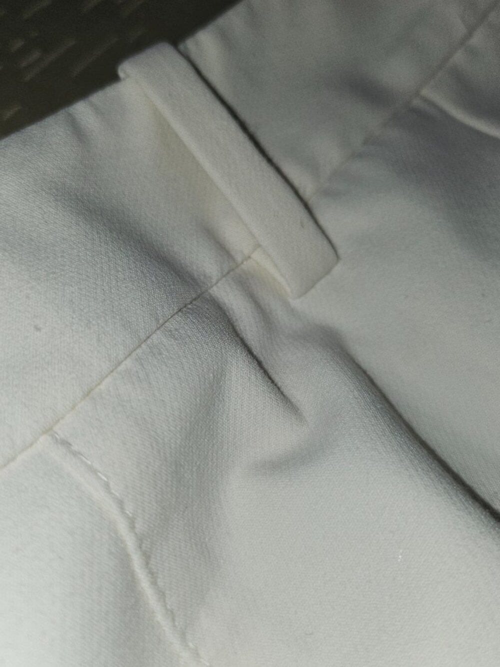 WHBM WHITE SLIM ANKLE PANTS SIZE 0P - Picture 4 of 14